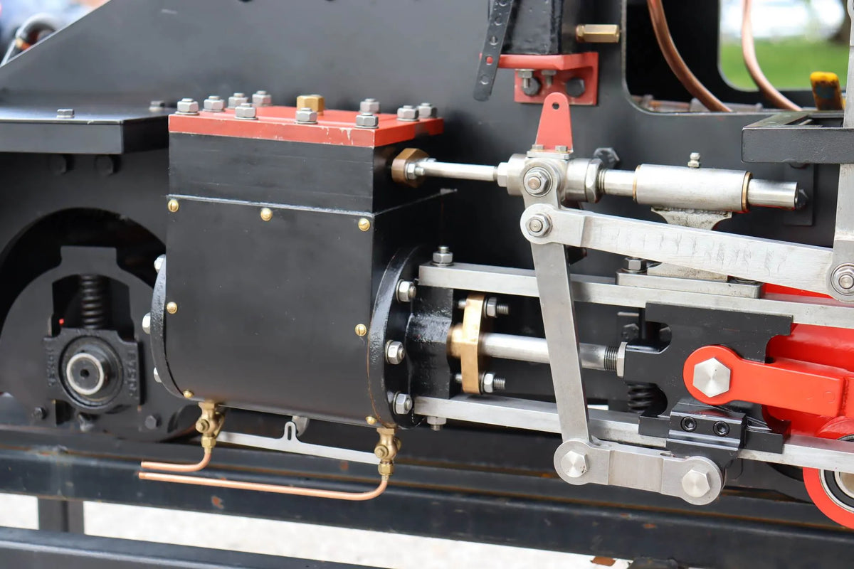 7 1/4 inch narrow gauge 2-4-4T "Hartfield"