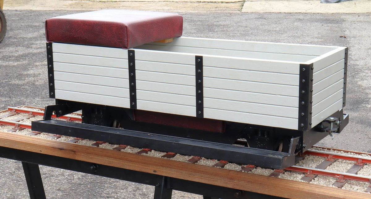5 inch gauge Ride on Railways ground/raised level braked driving truck