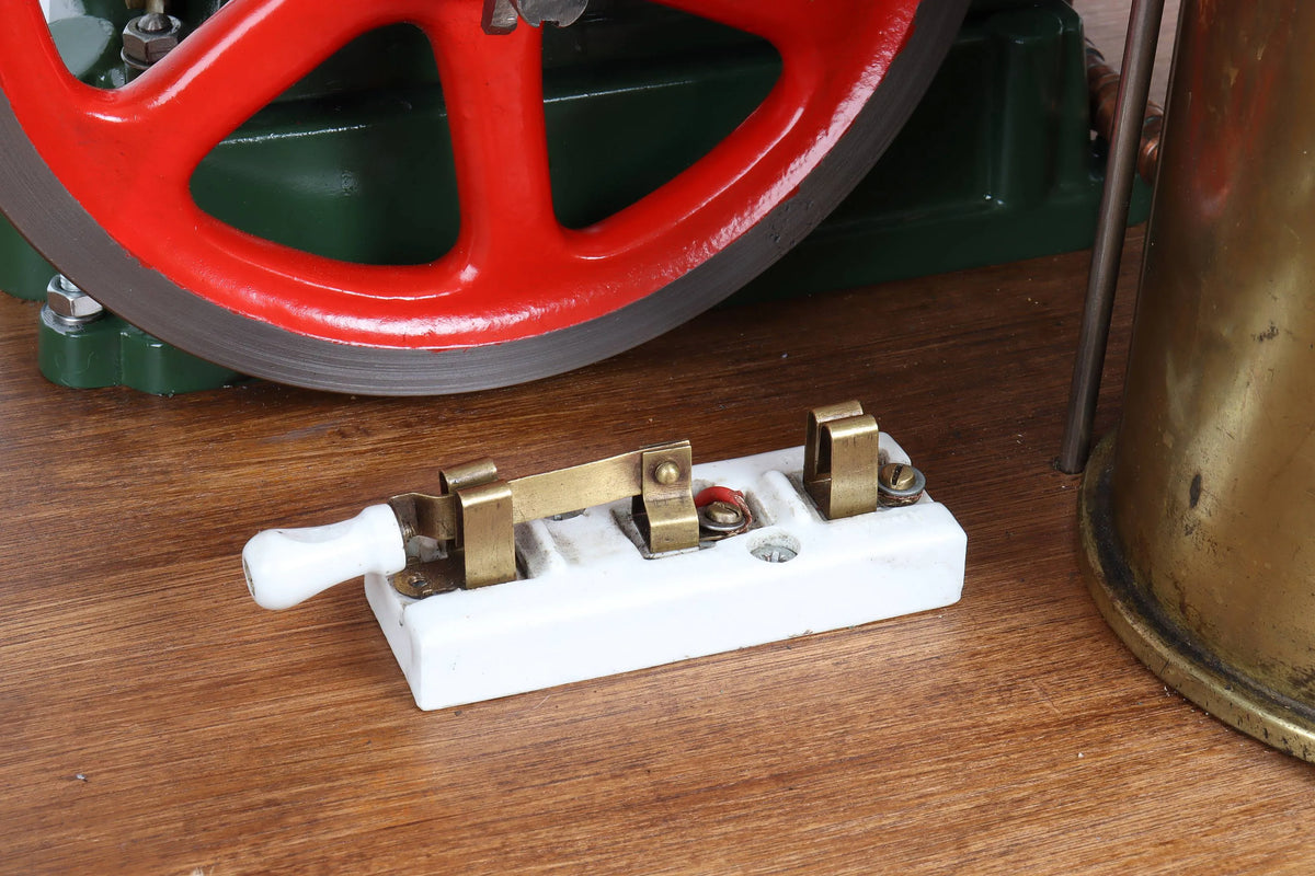 Westbury "Centaur" open crank engine