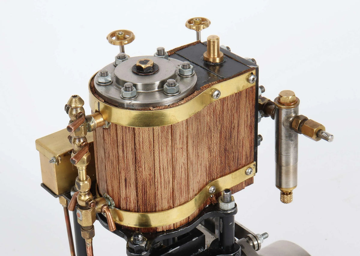 Single cylinder vertical engine