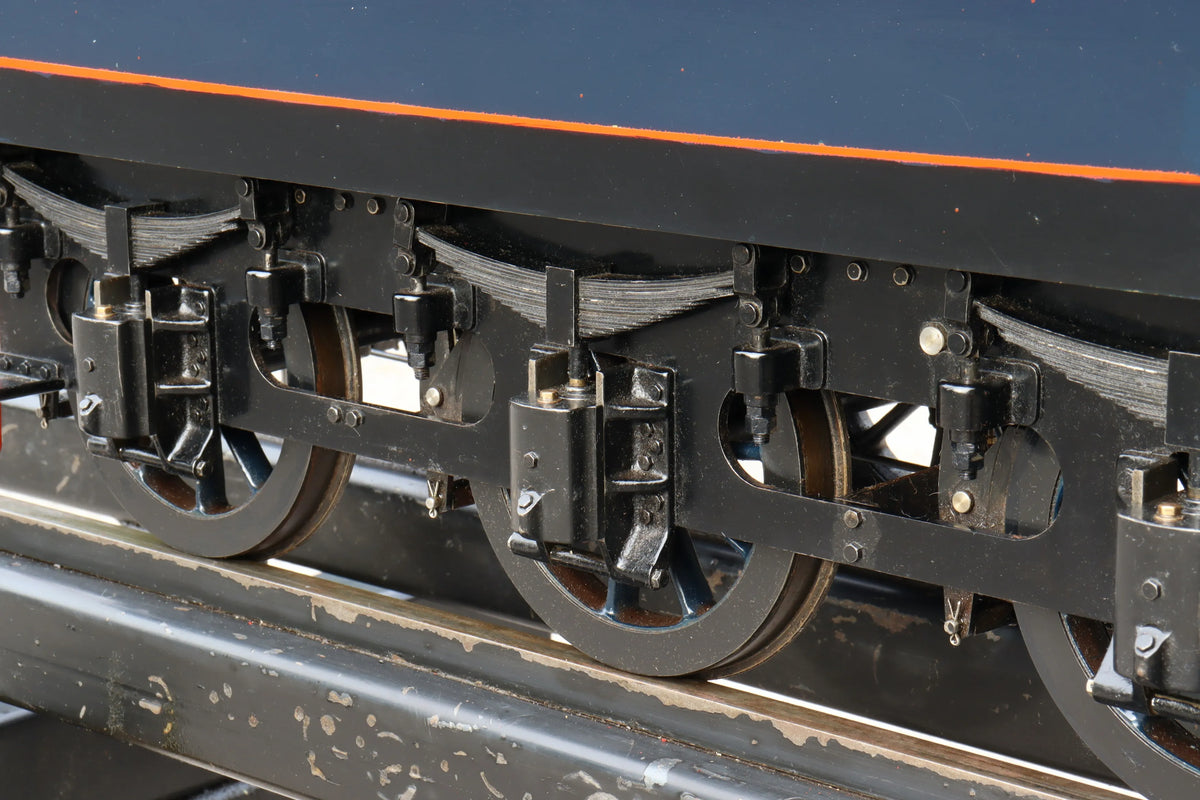 5 inch gauge ''Claud Hamilton'' 4-4-0