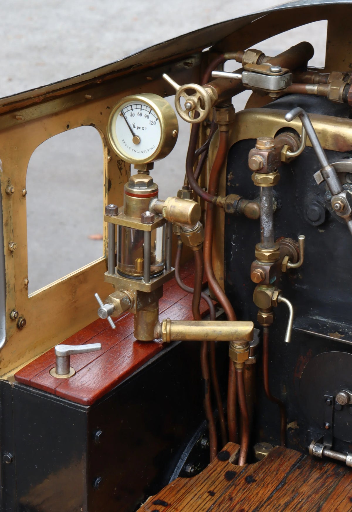 5 inch gauge ''Claud Hamilton'' 4-4-0