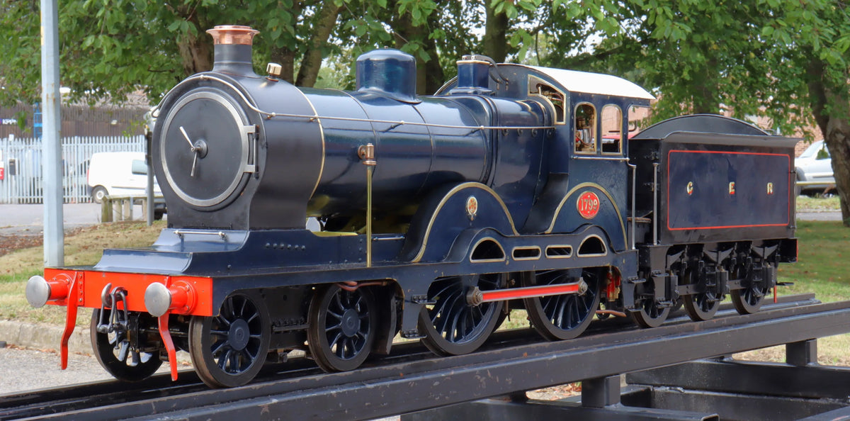 5 inch gauge ''Claud Hamilton'' 4-4-0