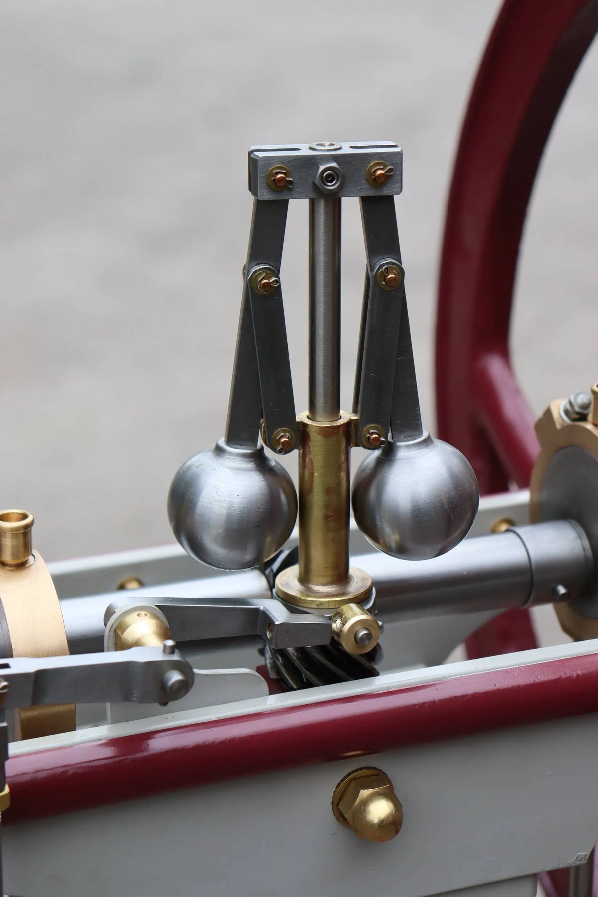 Award-winning large vertical engine