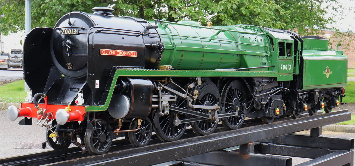 5 inch gauge BR Standard Class 7 No.70013 "Oliver Cromwell"
