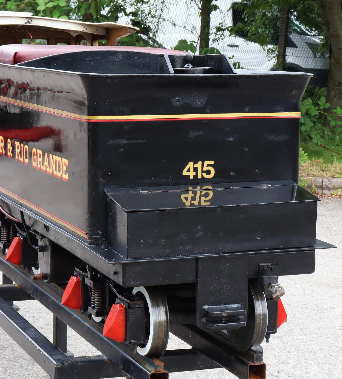 7 1/4 inch gauge C19 2-8-0