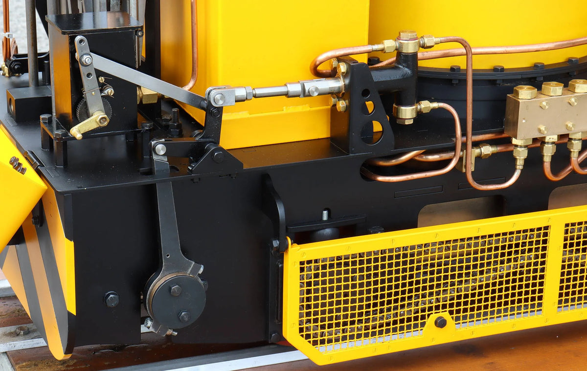 7 1/4 inch gauge vertical boiler locomotive with tender