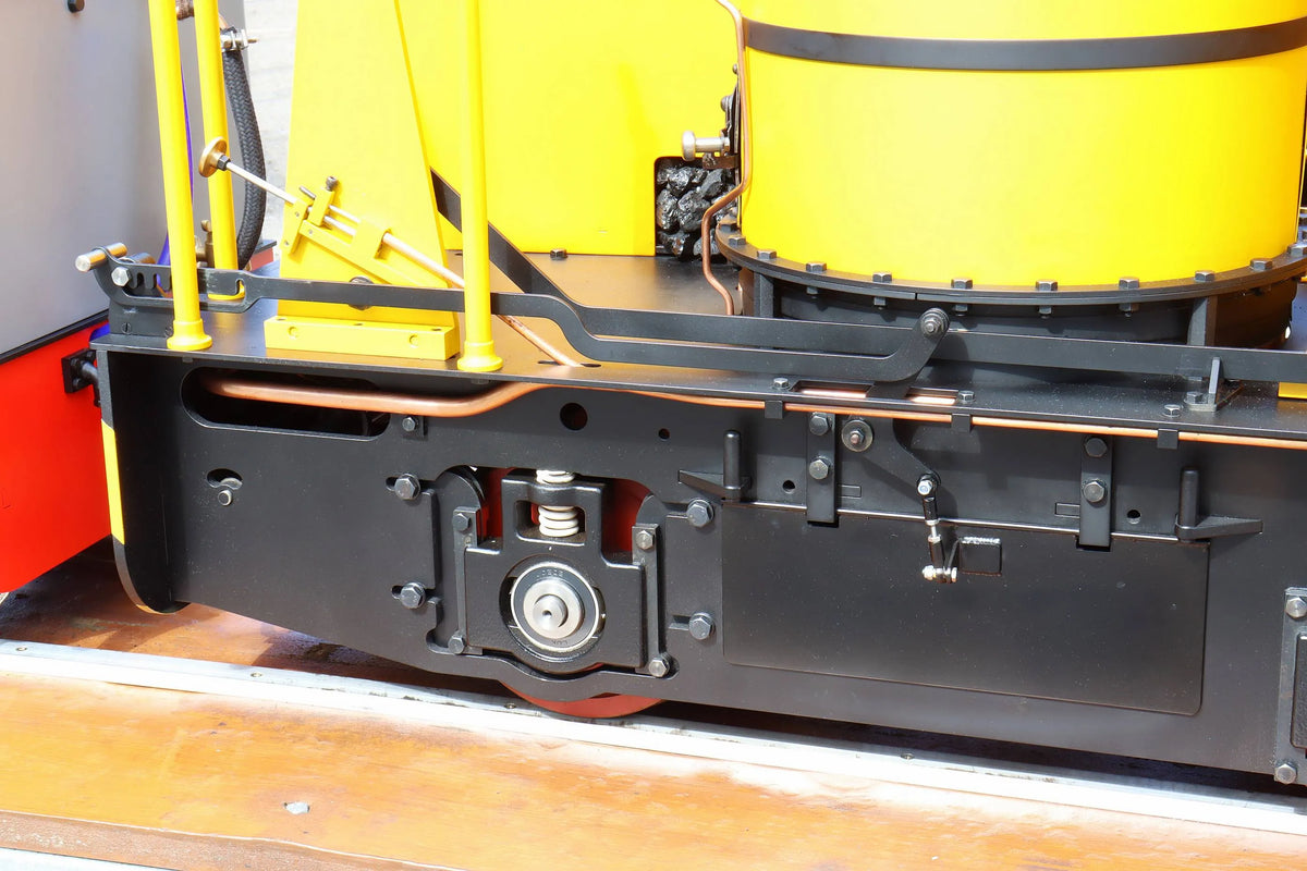 7 1/4 inch gauge vertical boiler locomotive with tender