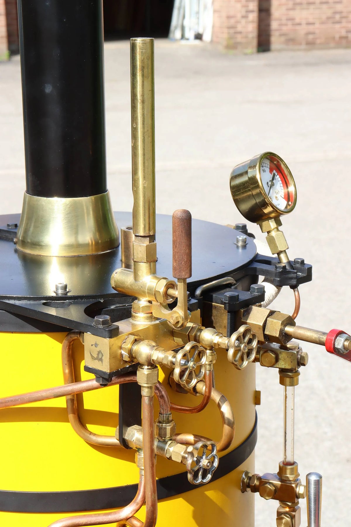 7 1/4 inch gauge vertical boiler locomotive with tender