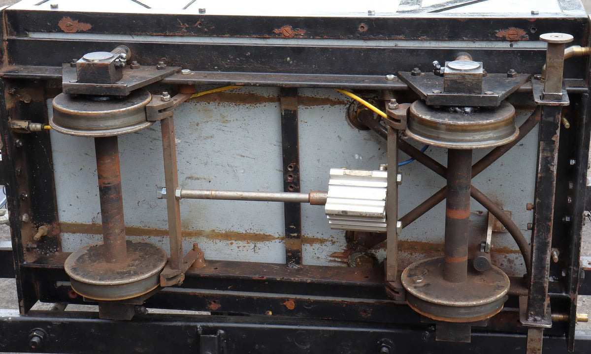 7 1/4 inch gauge air-braked driving truck
