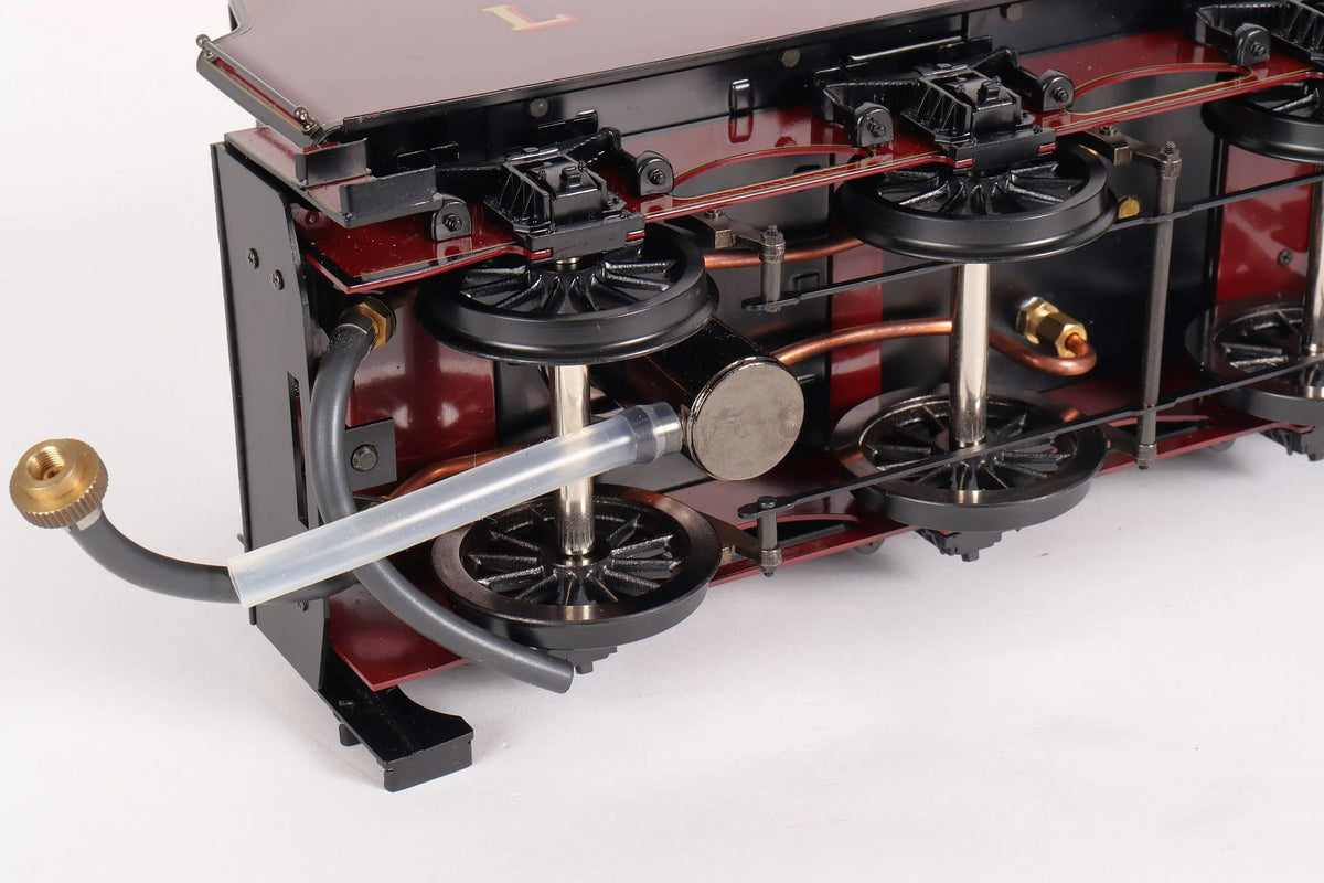 Gauge 1 Aster "Duchess of Sutherland" with display case