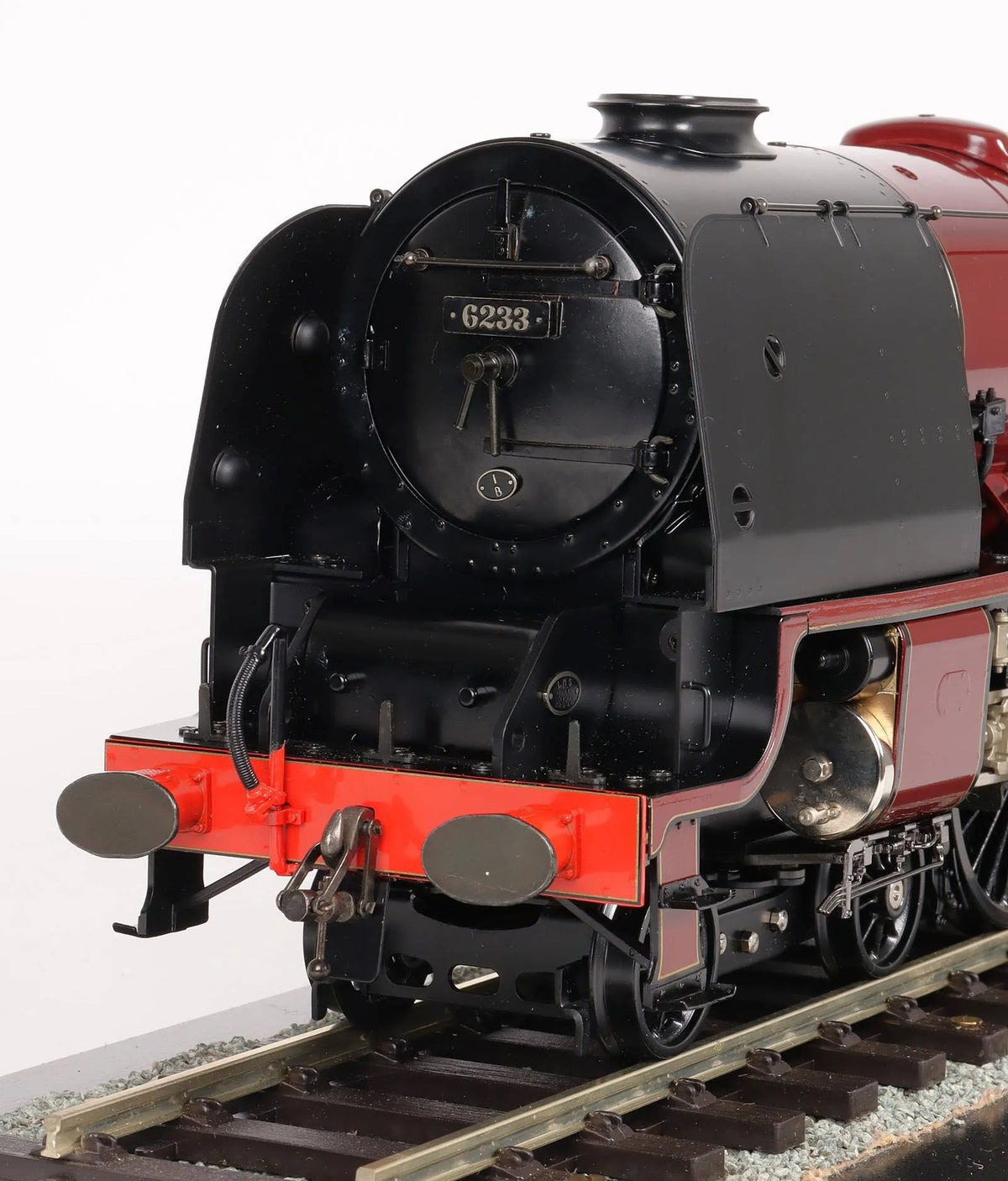 Gauge 1 Aster "Duchess of Sutherland" with display case