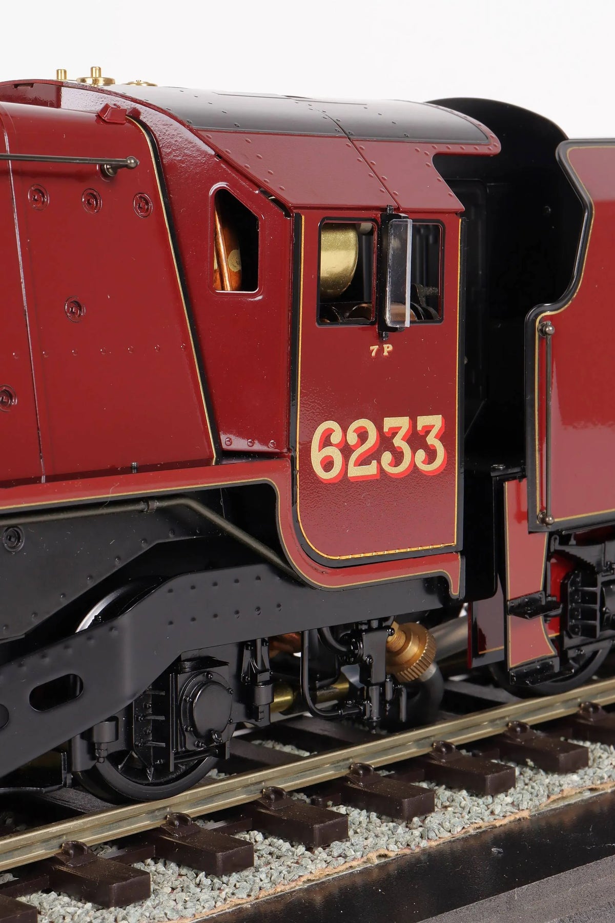 Gauge 1 Aster "Duchess of Sutherland" with display case