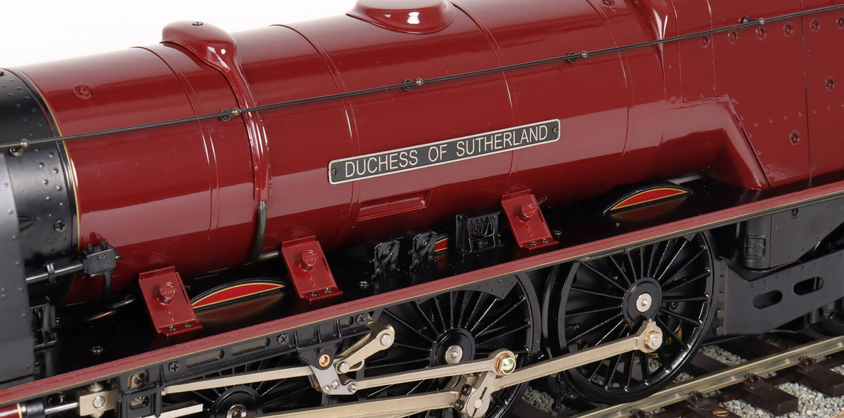 Gauge 1 Aster "Duchess of Sutherland" with display case