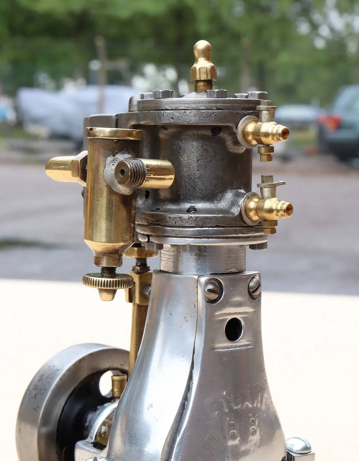 Stuart "BB" vertical engine