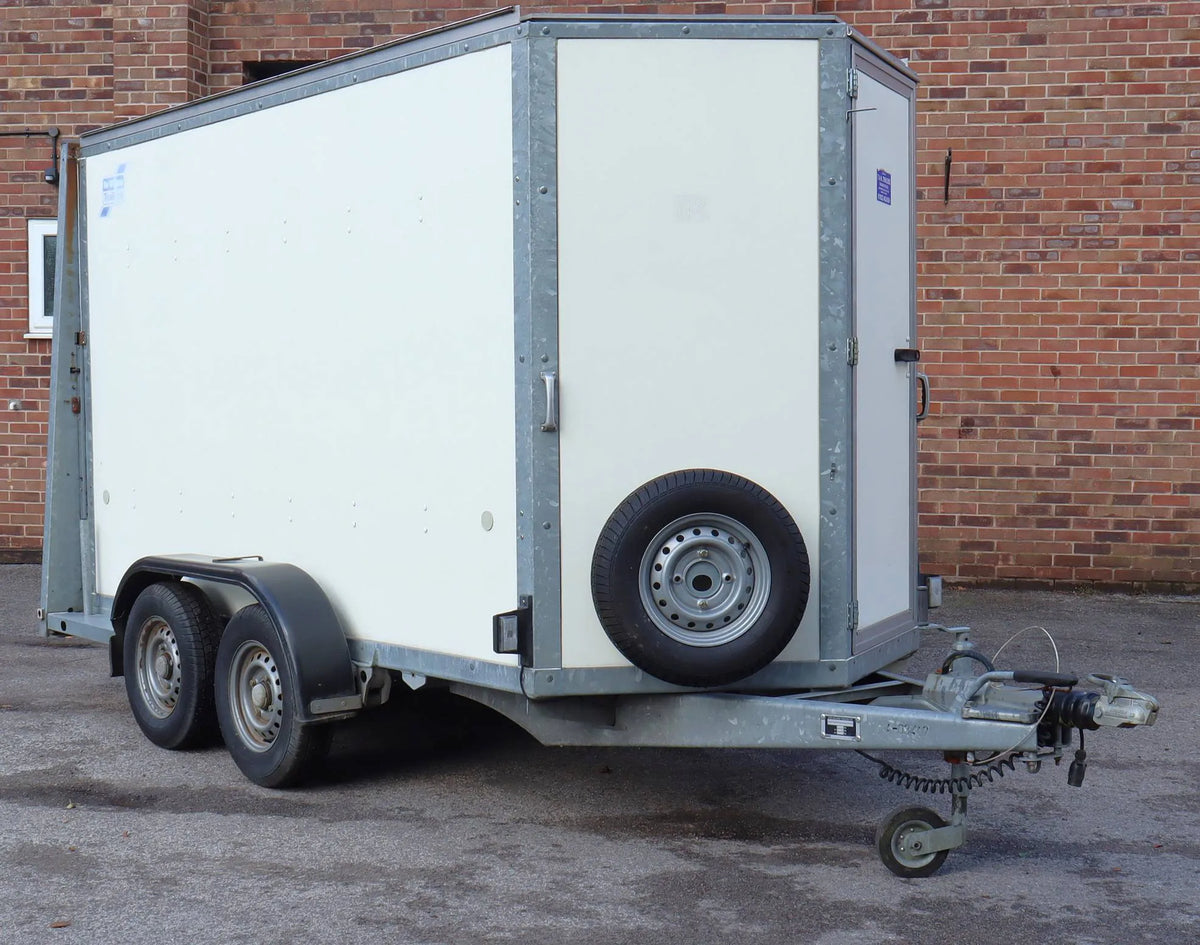 Ifor Williams BV105 twin axle box van trailer