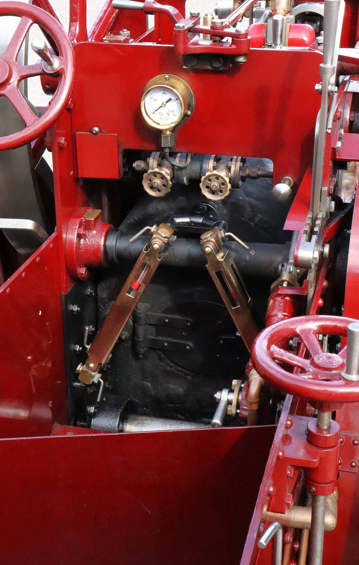 4 inch scale Foster agricultural engine