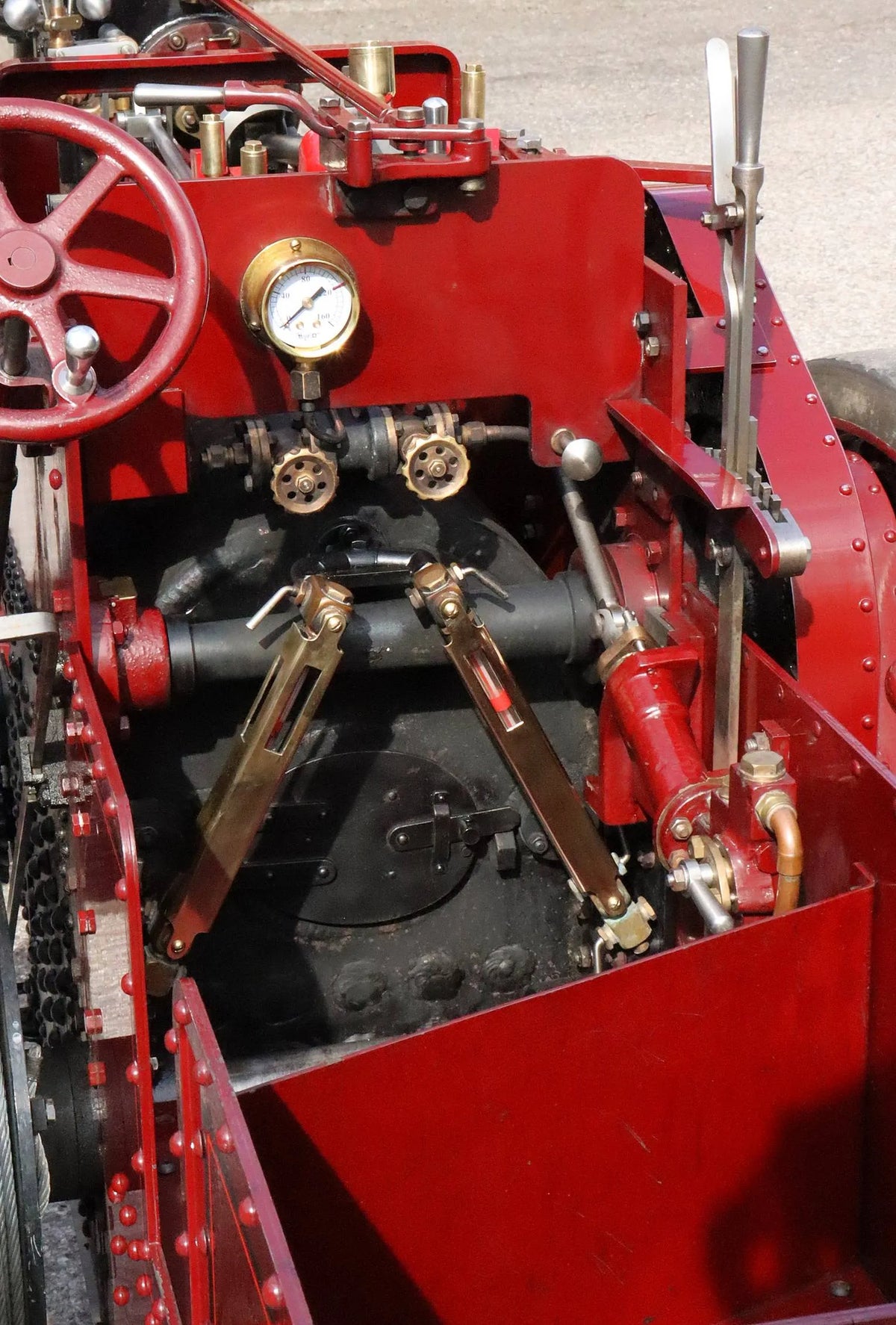 4 inch scale Foster agricultural engine