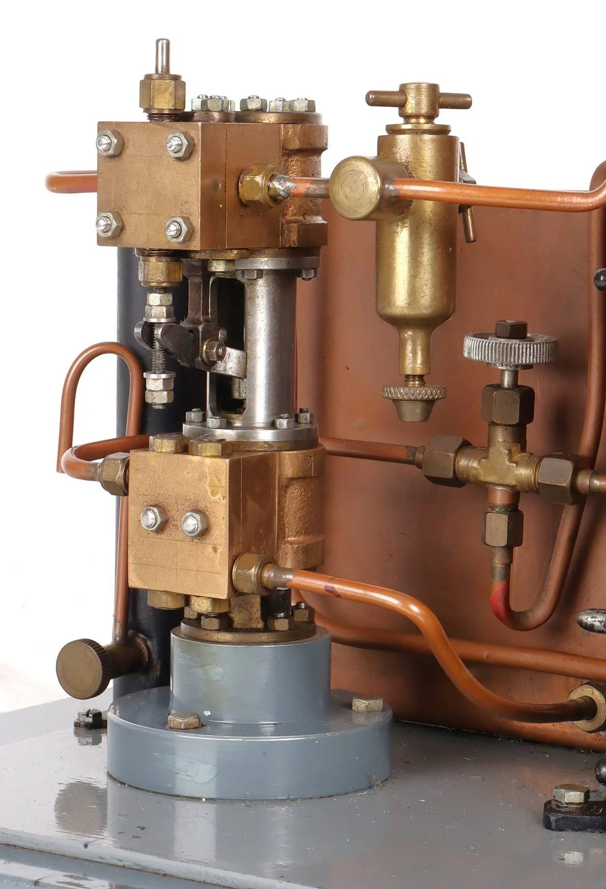 Coal-fired vertical boiler with steam pump