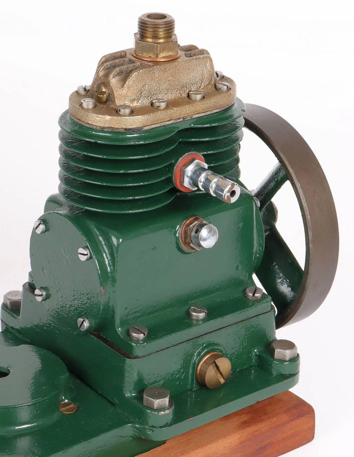 Vintage twin cylinder compressor pump