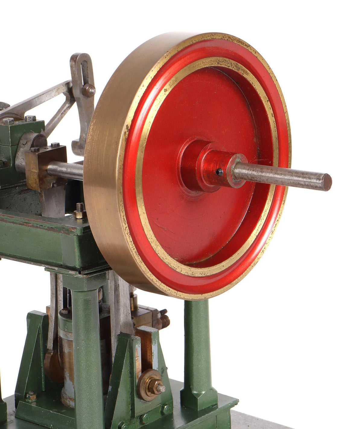 Four pillar vertical engine