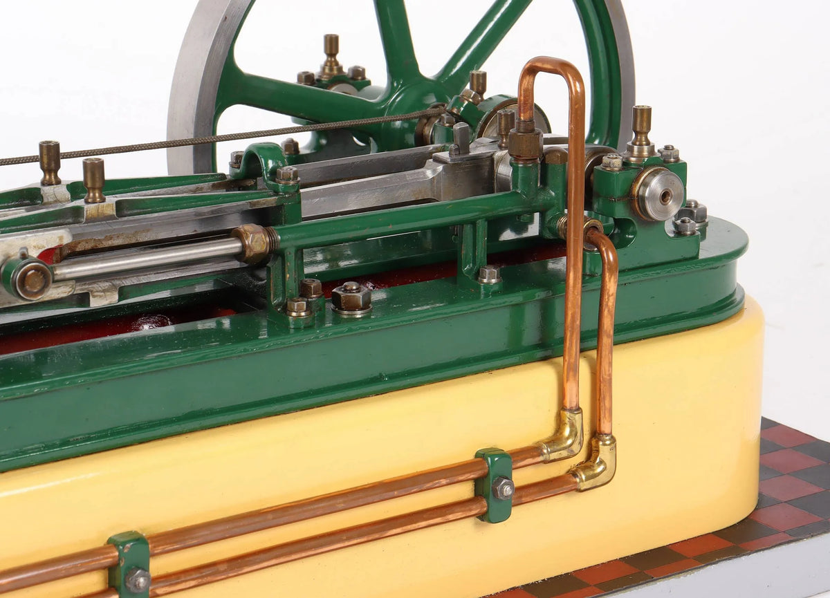 Horizontal mill engine with governor