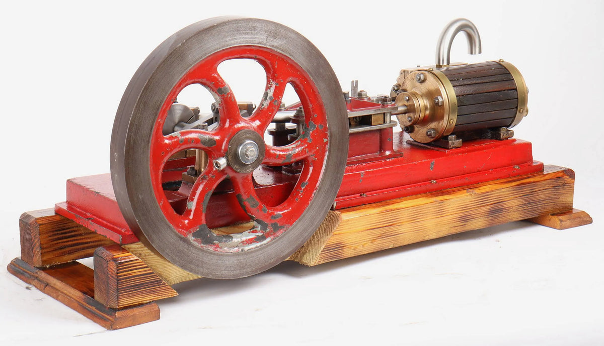 Vintage horizontal engine