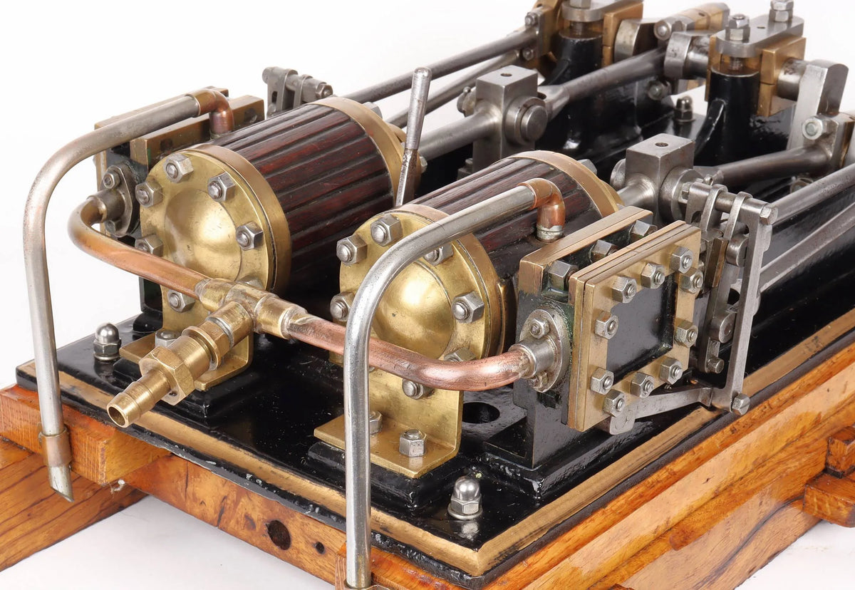 Horizontal twin marine engine