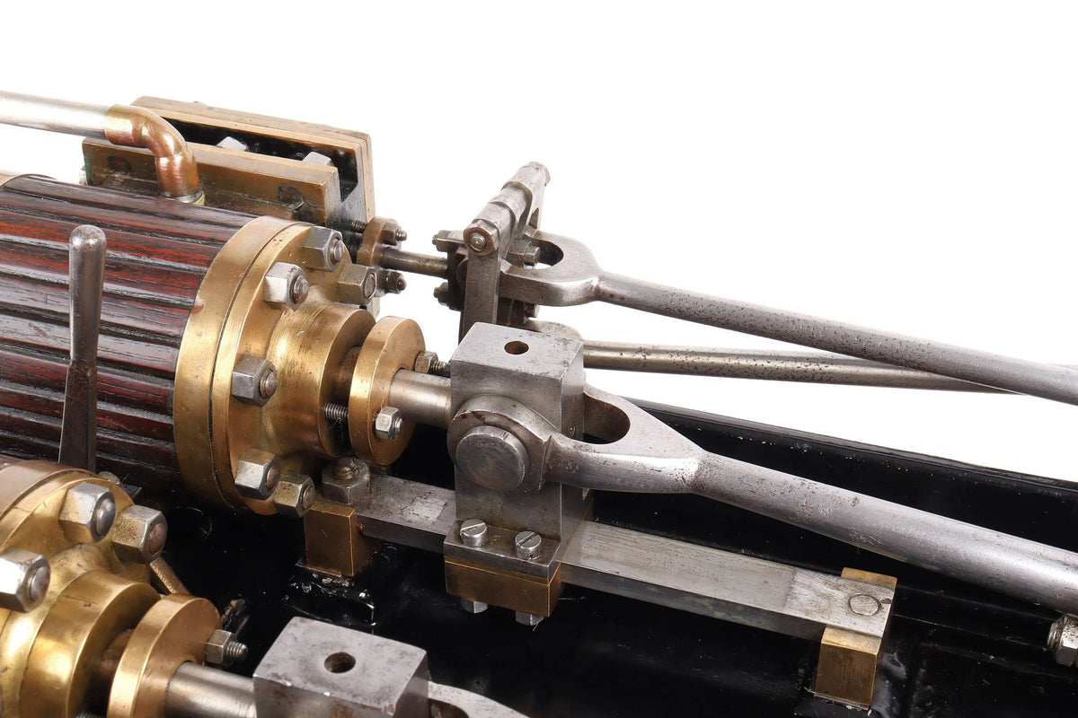 Horizontal twin marine engine