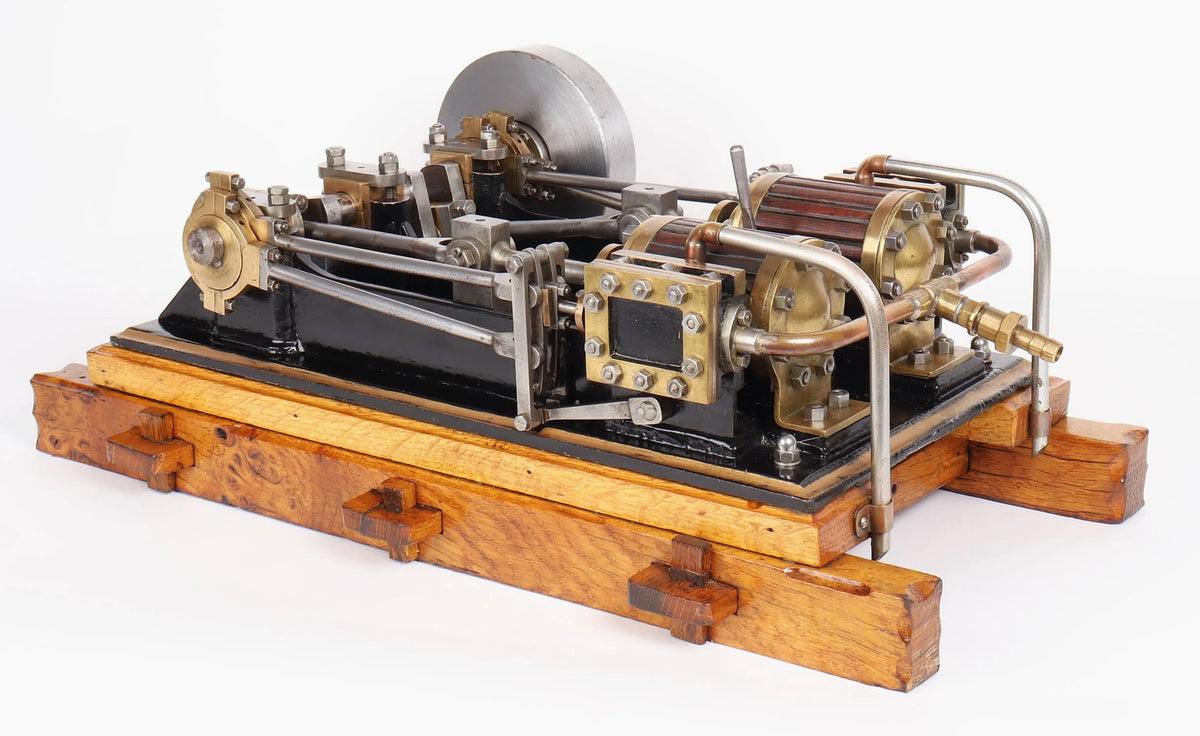 Horizontal twin marine engine