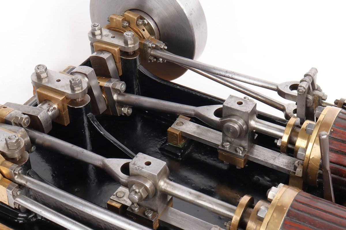 Horizontal twin marine engine