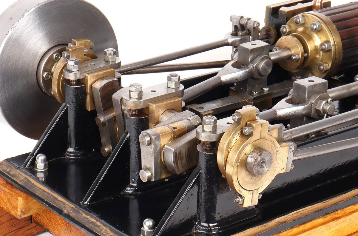 Horizontal twin marine engine