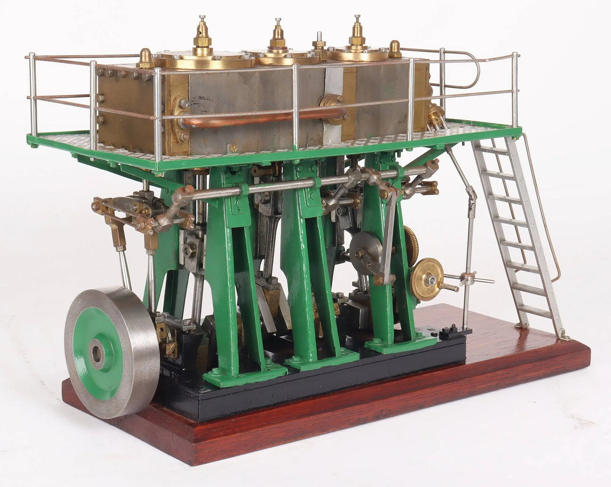 Triple expansion engine with Stephensons reversing gear