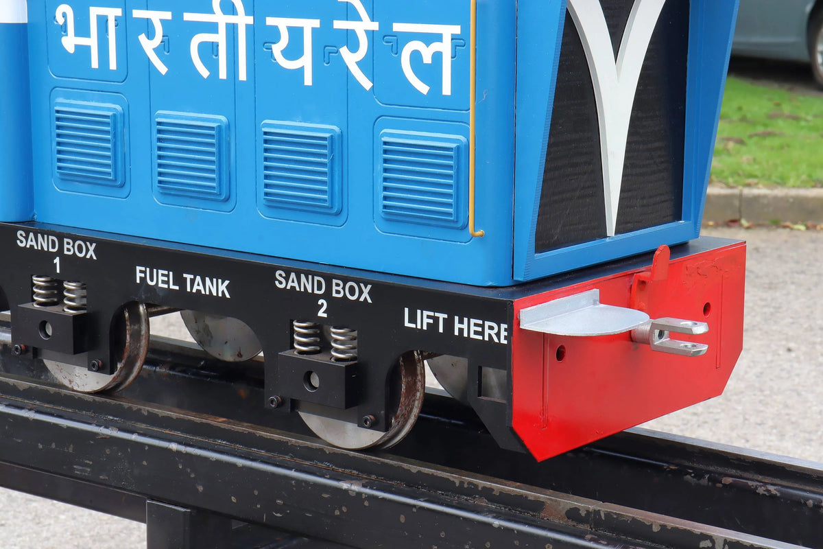 5 inch narrow gauge Darjeeling & Himalayan DMJ-6 shunter set