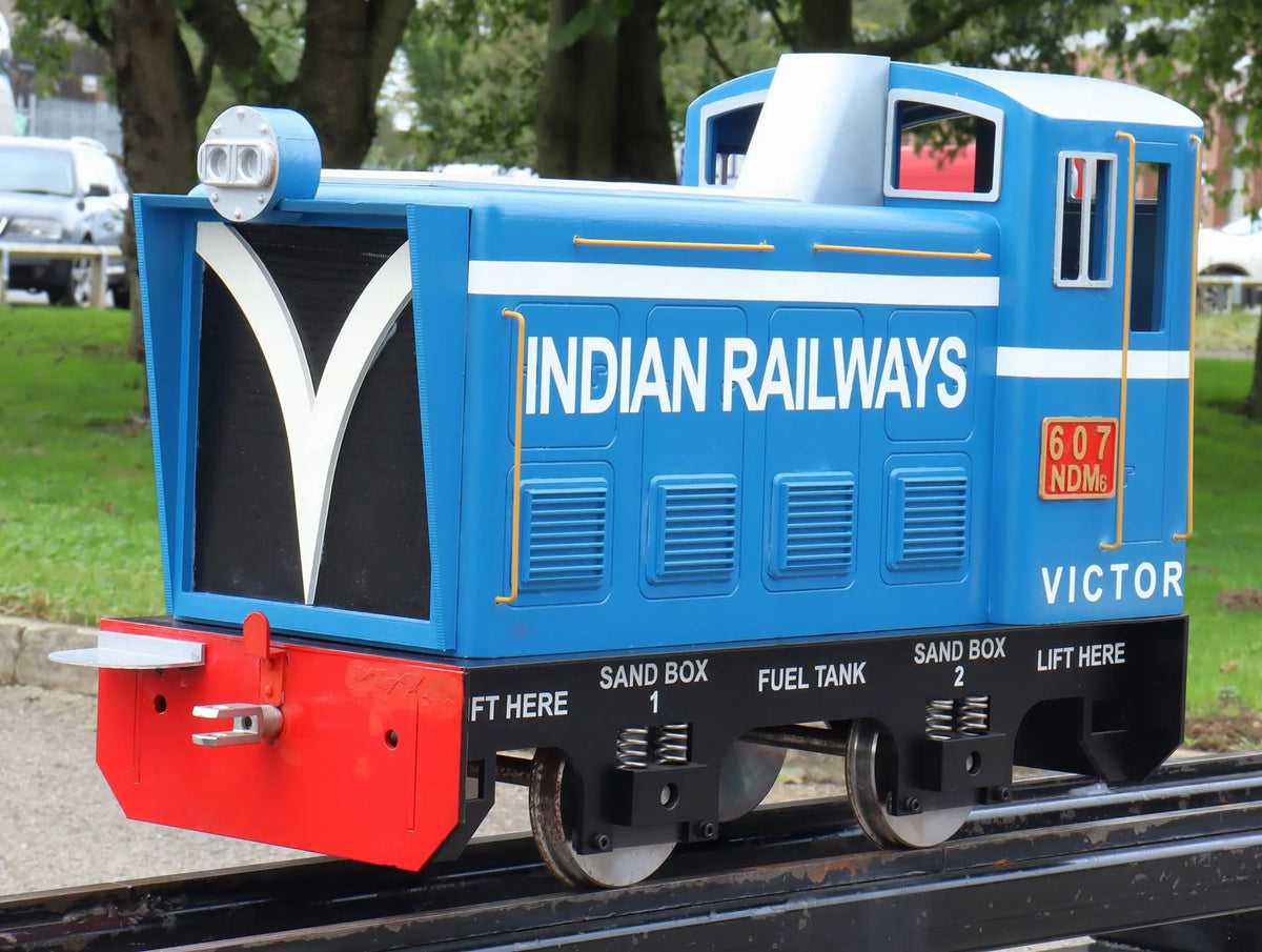 5 inch narrow gauge Darjeeling & Himalayan DMJ-6 shunter set