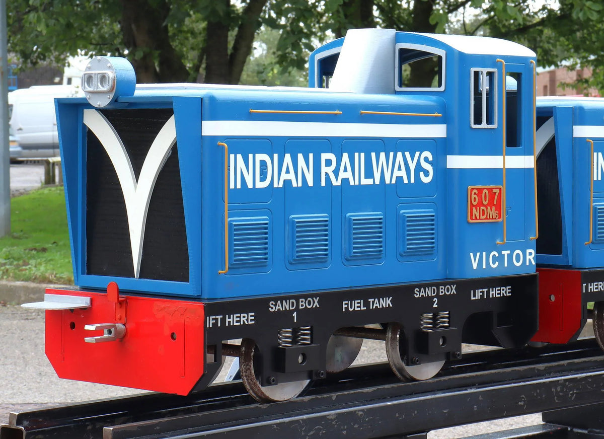 5 inch narrow gauge Darjeeling & Himalayan DMJ-6 shunter set
