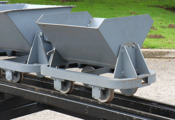 Rake of three 5 inch gauge tipper wagons - Station Road Steam