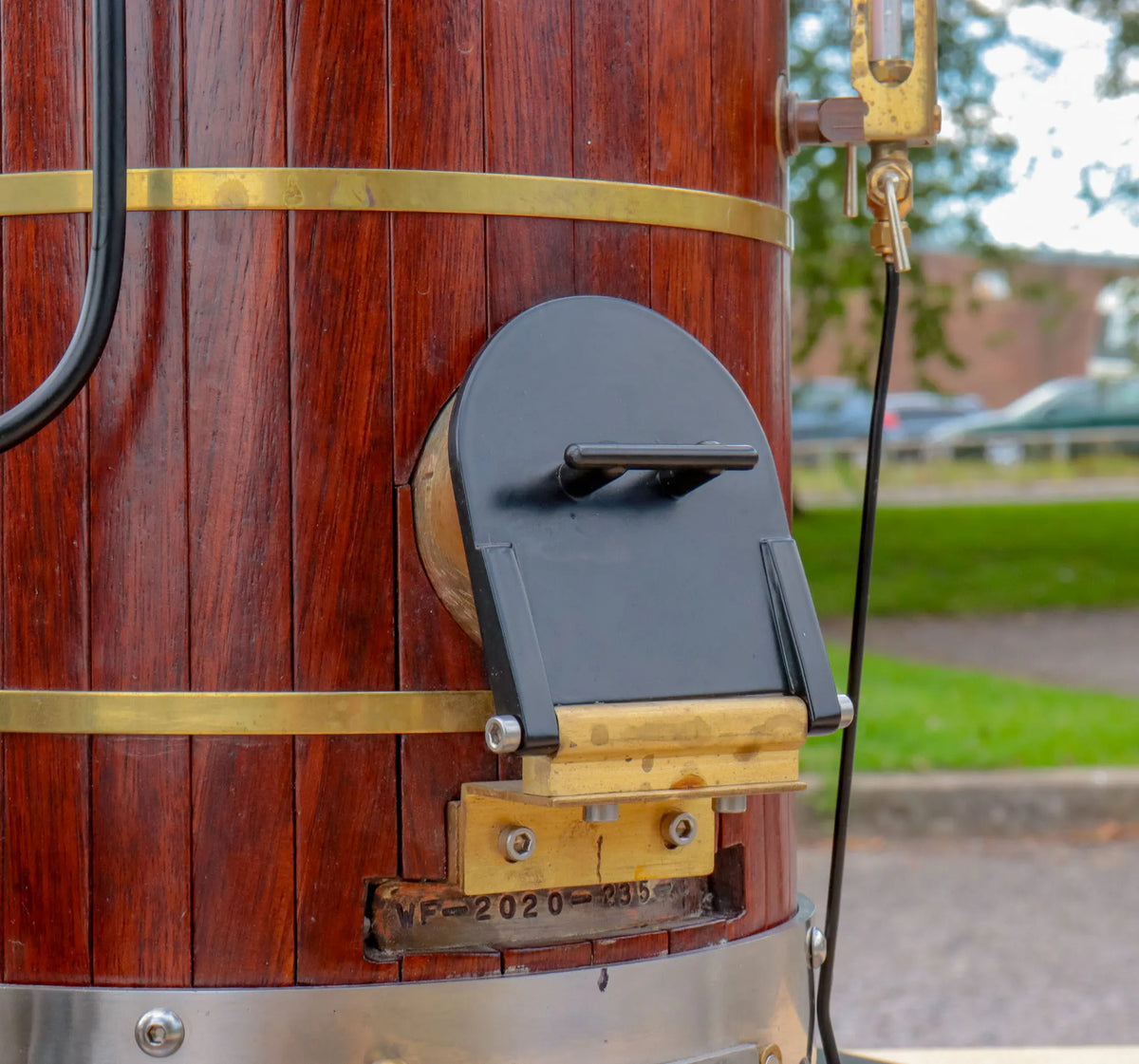 Vertical boiler with water tank