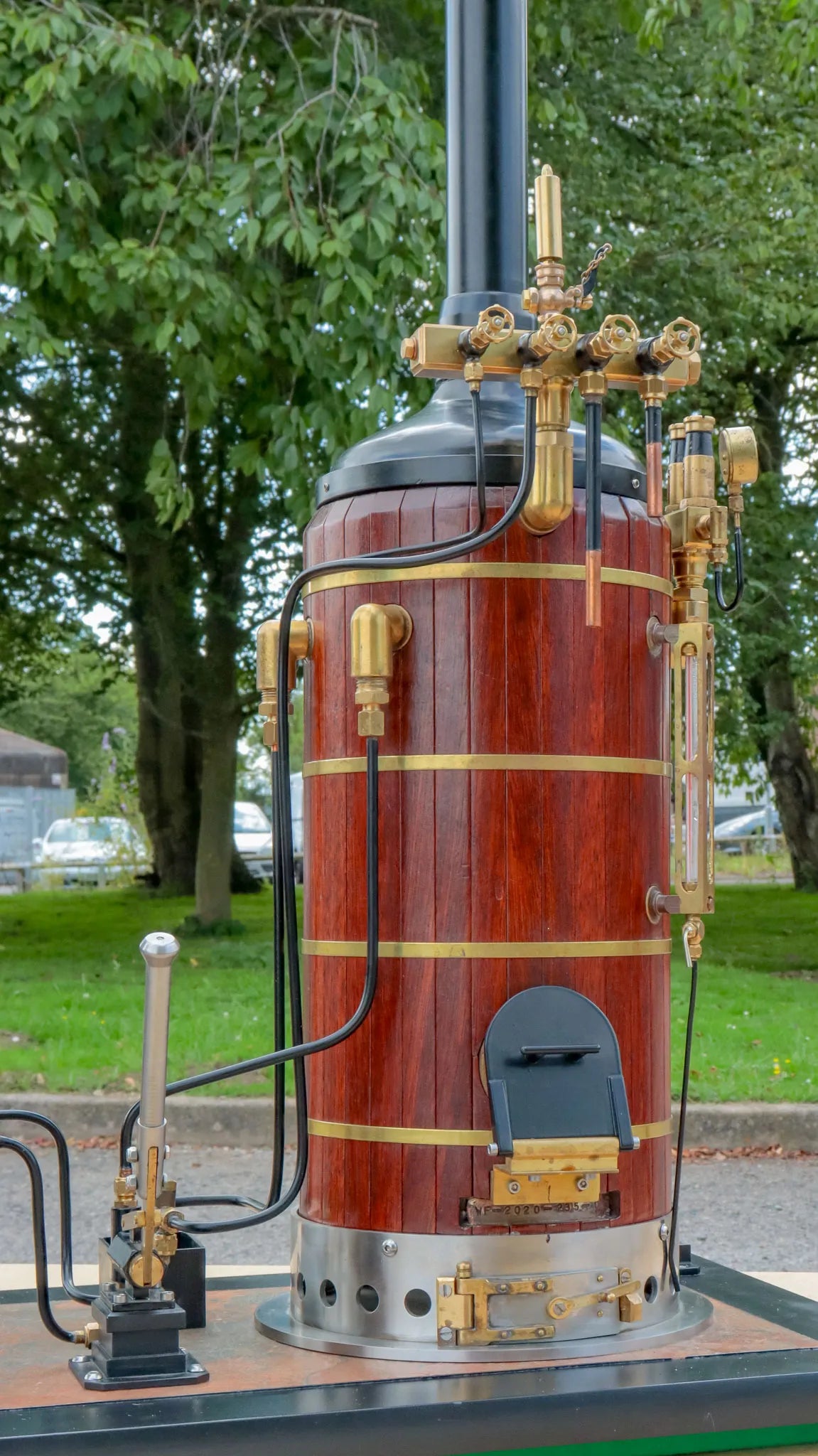 Vertical boiler with water tank