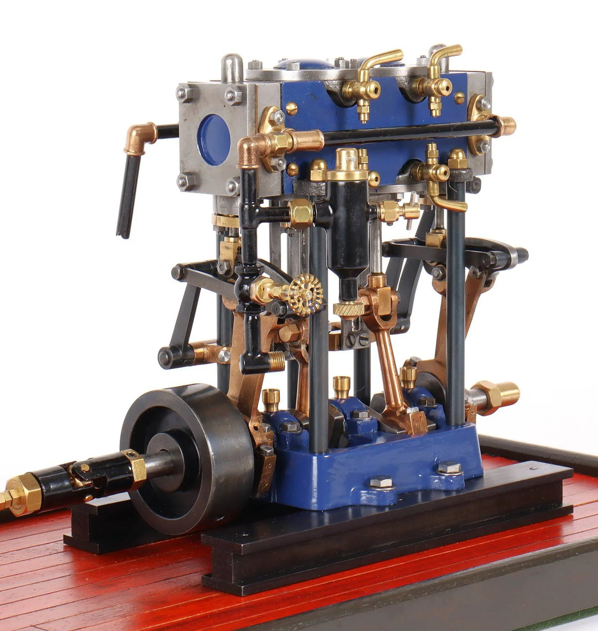 Twin launch engine with reversing gear & propellor