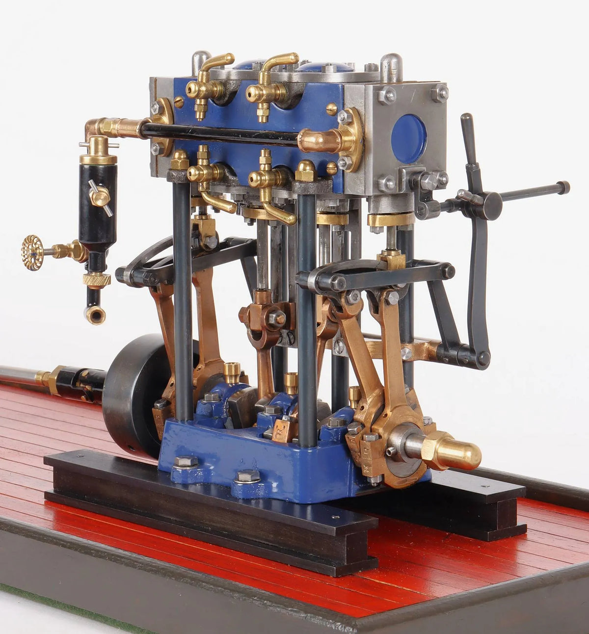 Twin launch engine with reversing gear & propellor