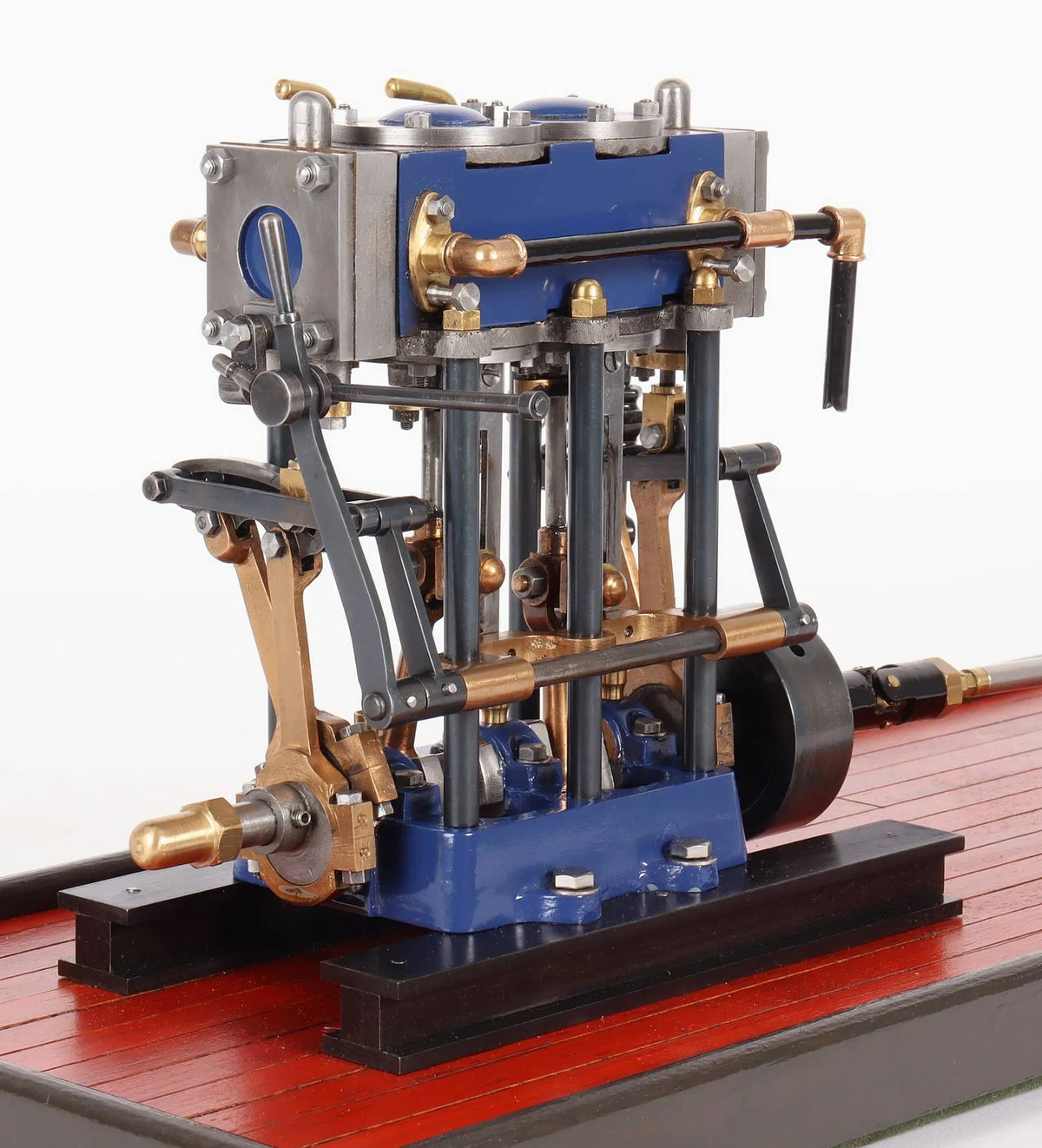 Twin launch engine with reversing gear & propellor