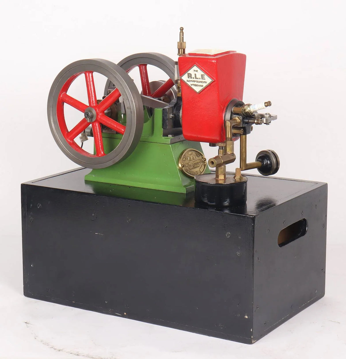 Alyn Foundry "RLE" hopper-cooled engine