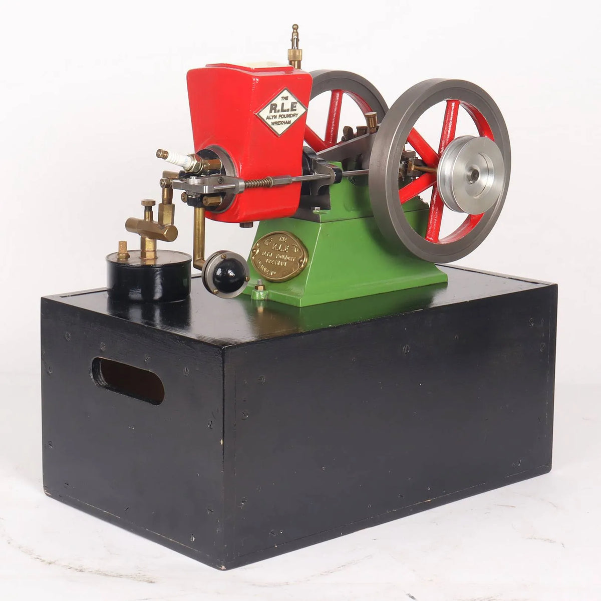 Alyn Foundry "RLE" hopper-cooled engine