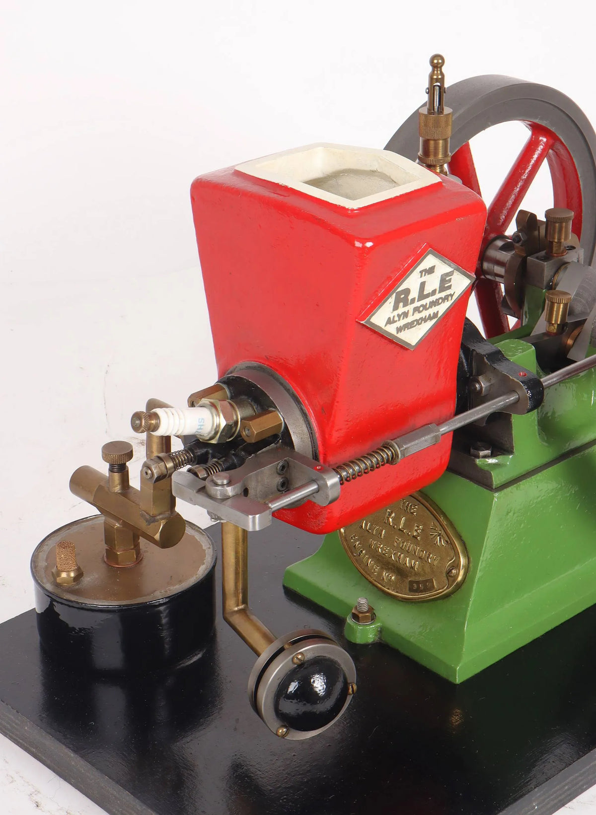Alyn Foundry "RLE" hopper-cooled engine