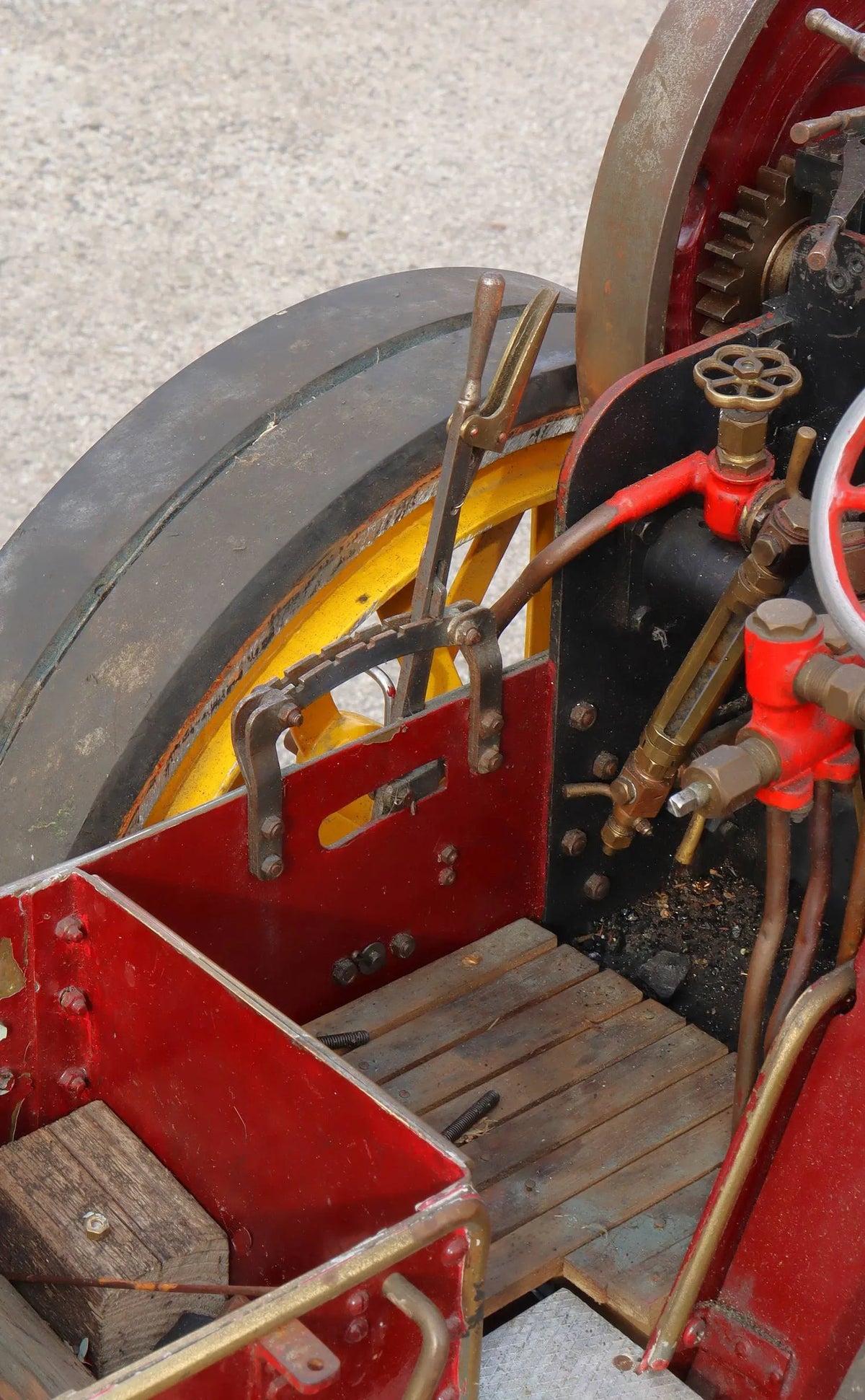 2 inch scale Fowler DCC Showmans road locomotive