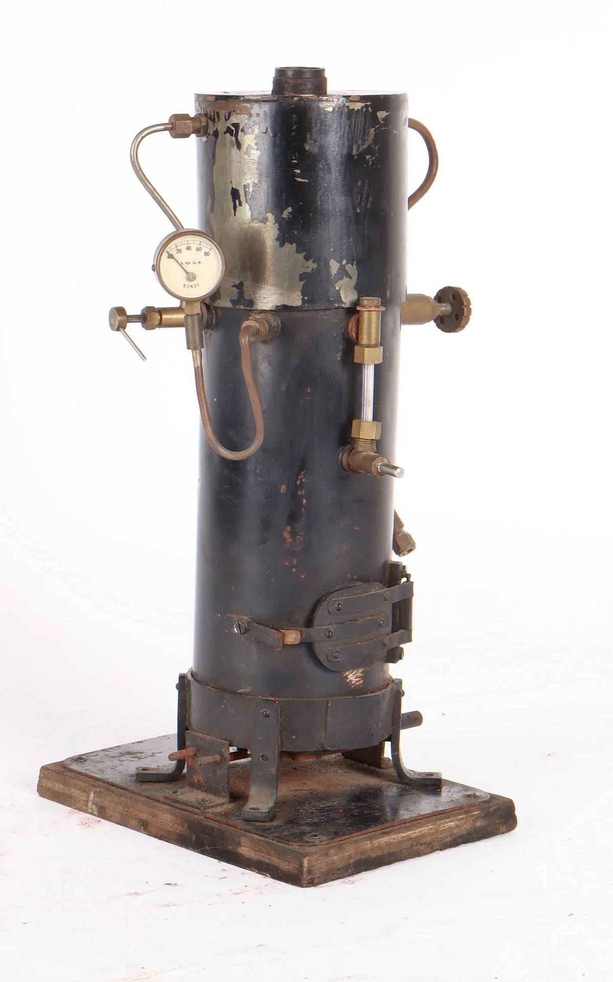 Small vertical boiler