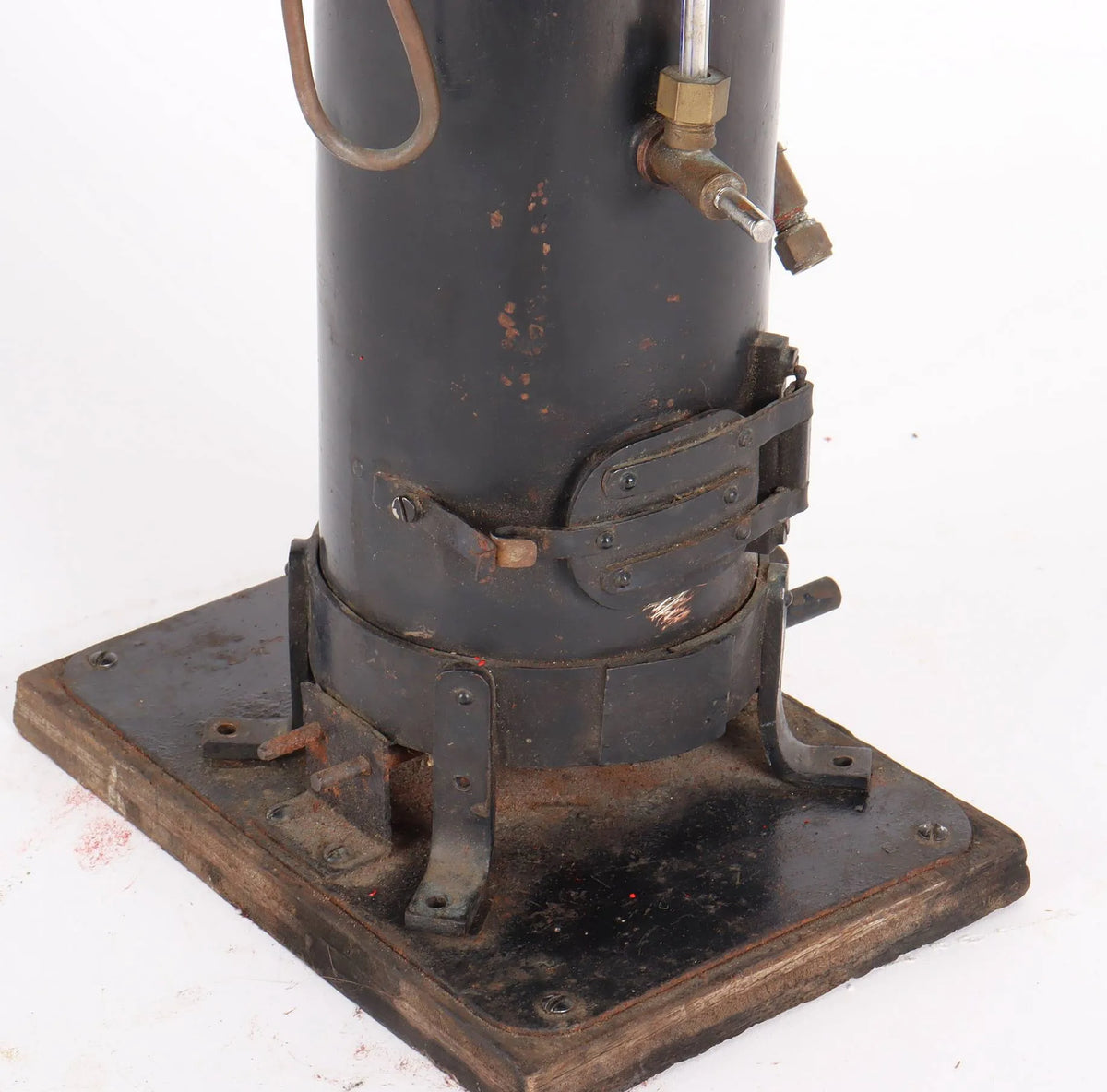 Small vertical boiler