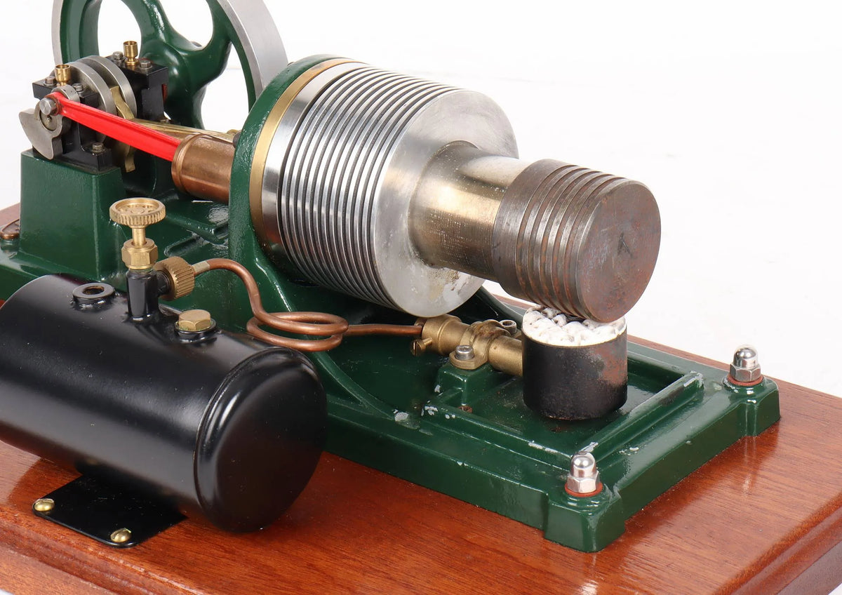 Cotswold Heritage ''Fury'' hot air engine