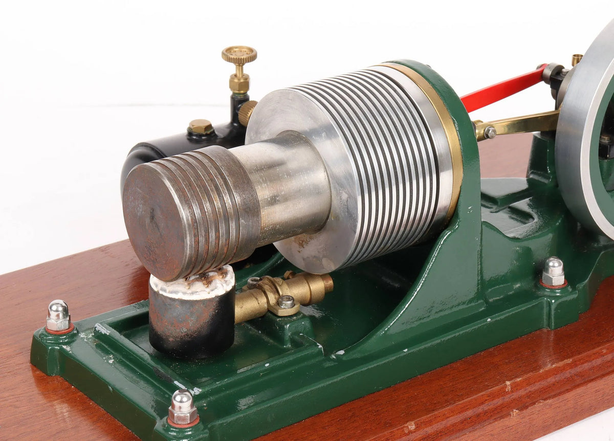 Cotswold Heritage ''Fury'' hot air engine